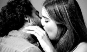 10 best kiss-commercials